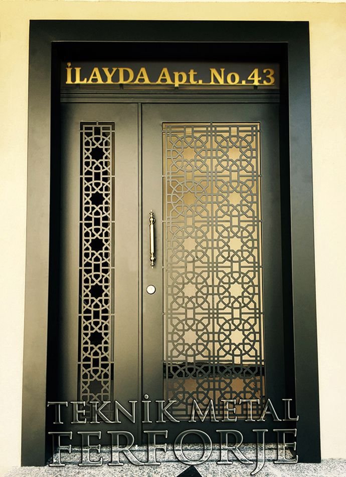 Lazer Kesim Osmanlı Desenli Bina Kapısı